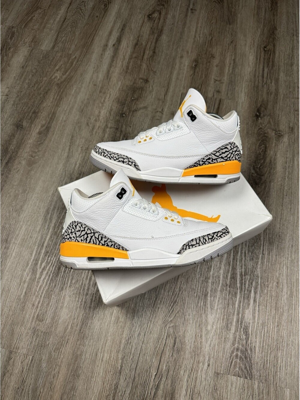 Size 10W/8.5M - Air Jordan 3 Retro Laser Orange W